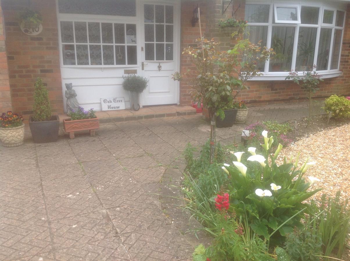 Bed and Breakfast Oak Tree House Waterlooville Exterior foto